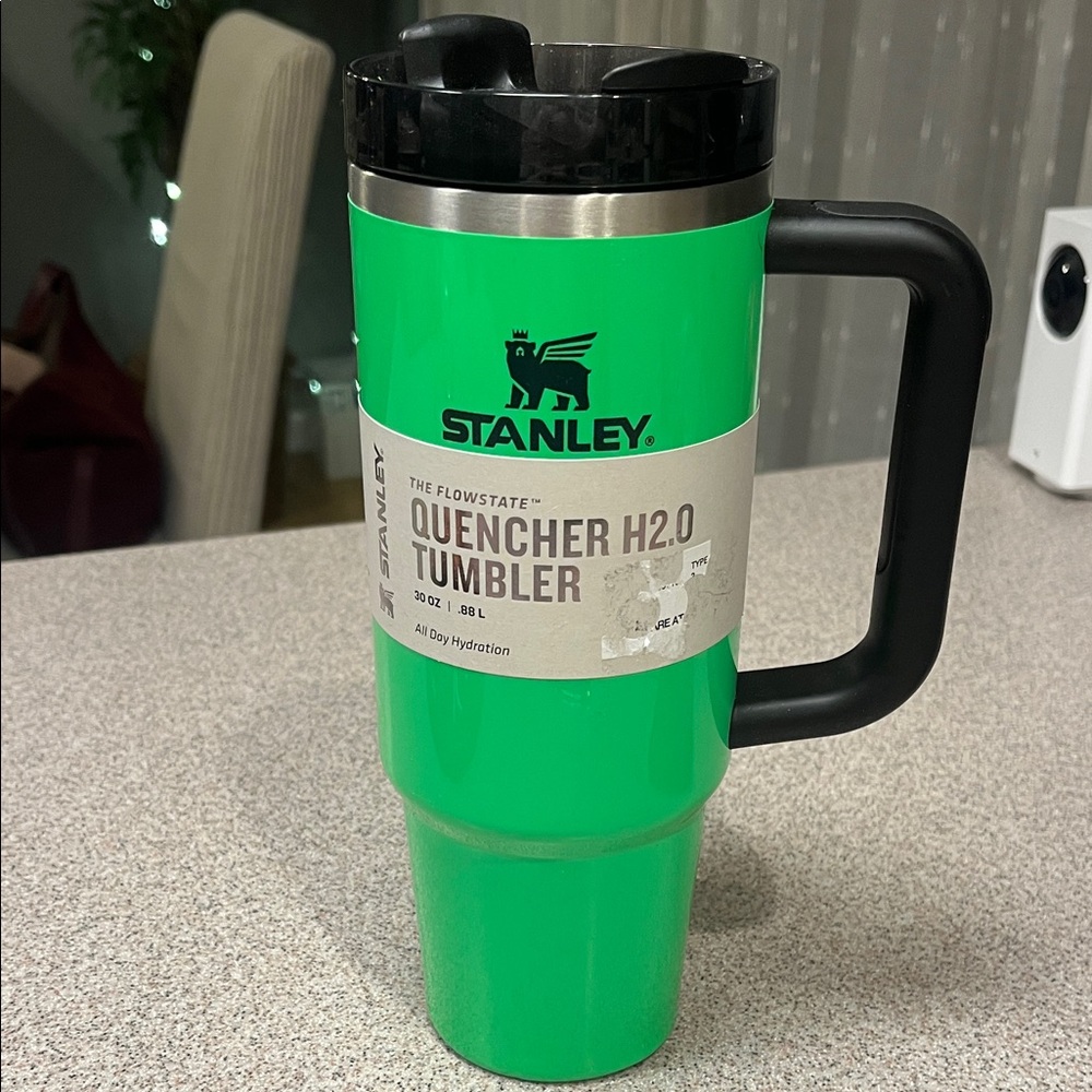 Stanley Bright Green Quencher Tumbler